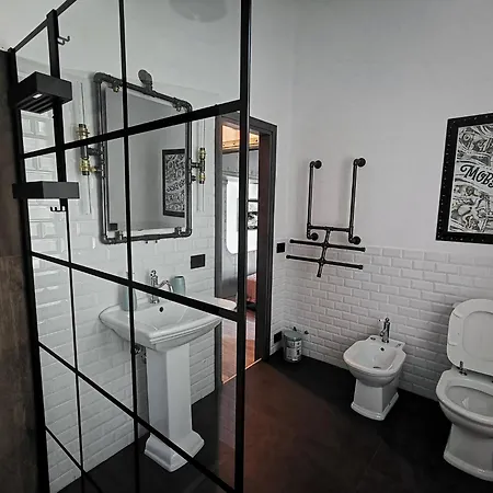 The Kraken - Steampunk Boutique In Bed & Breakfast Bergamo