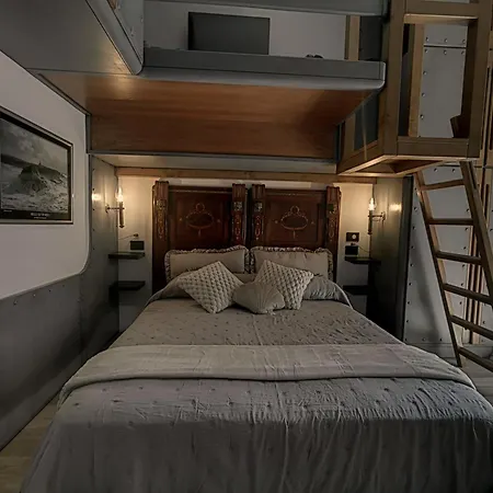 The Kraken - Steampunk Boutique In Bed & Breakfast 3*
