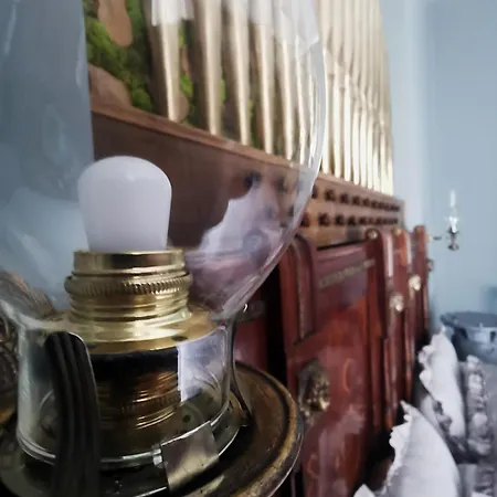 Bed & Breakfast The Kraken - Steampunk Boutique In